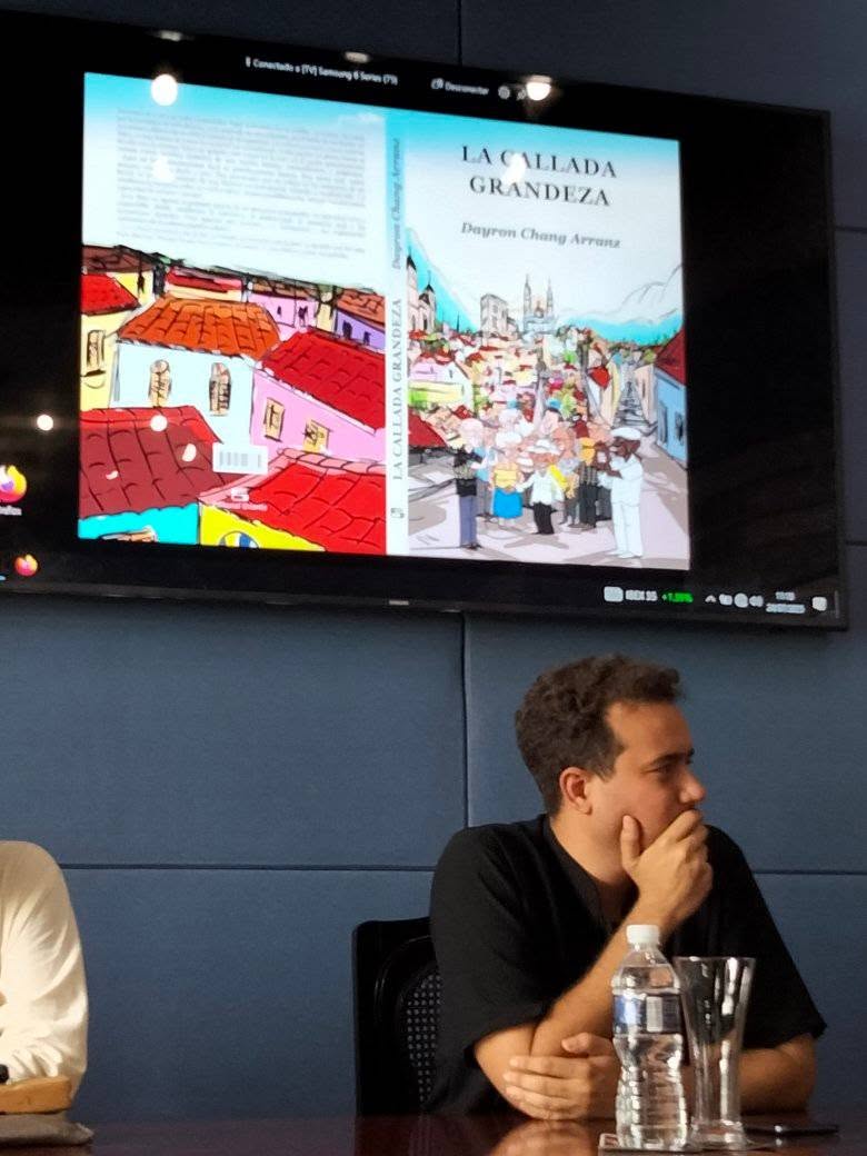 Foto de presentación del libro 3