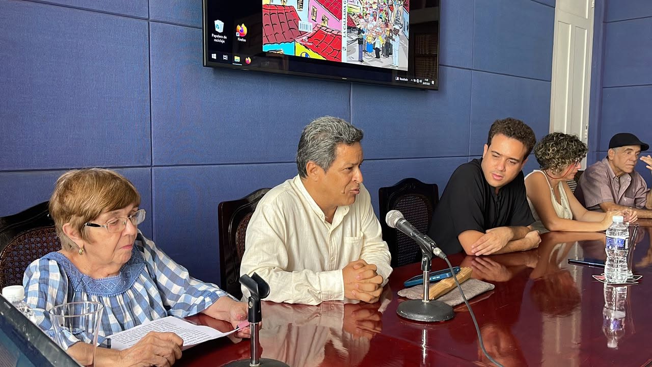 Foto de presentación del libro 1